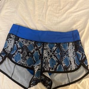 Lululemon speed up short